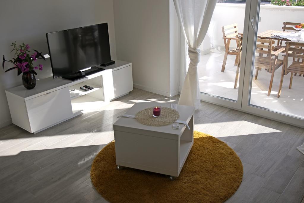 Apartments Plavi&Zuti ザボリッチ 部屋 写真