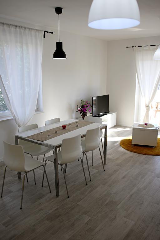 Apartments Plavi&Zuti ザボリッチ 部屋 写真